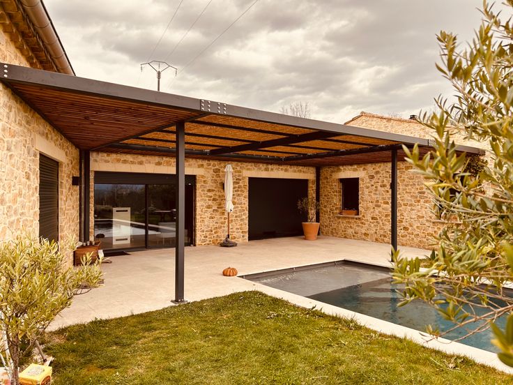 دعم مستمر وخدمة عملاء